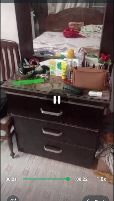 dressing table and bed for sale
