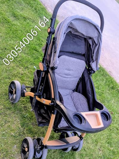BABY PRAM. ALOMANIAM FRAME. . . .