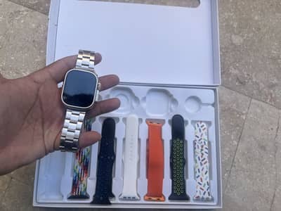 SMART WATCH  WITH 7 STRAPS