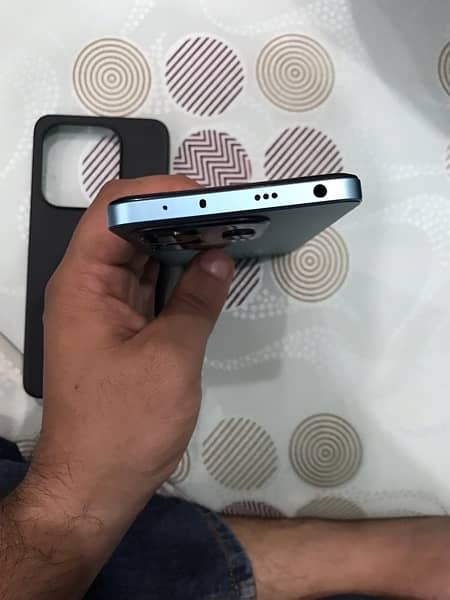 Redmi Note 14 Plus 3