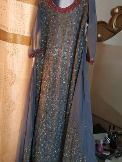 It's size is medium and use only one time