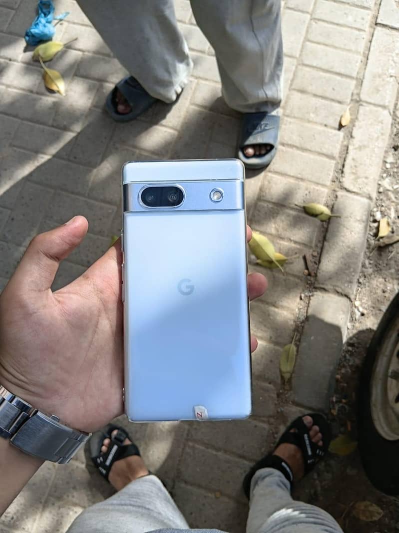 Google pixel 7a 2