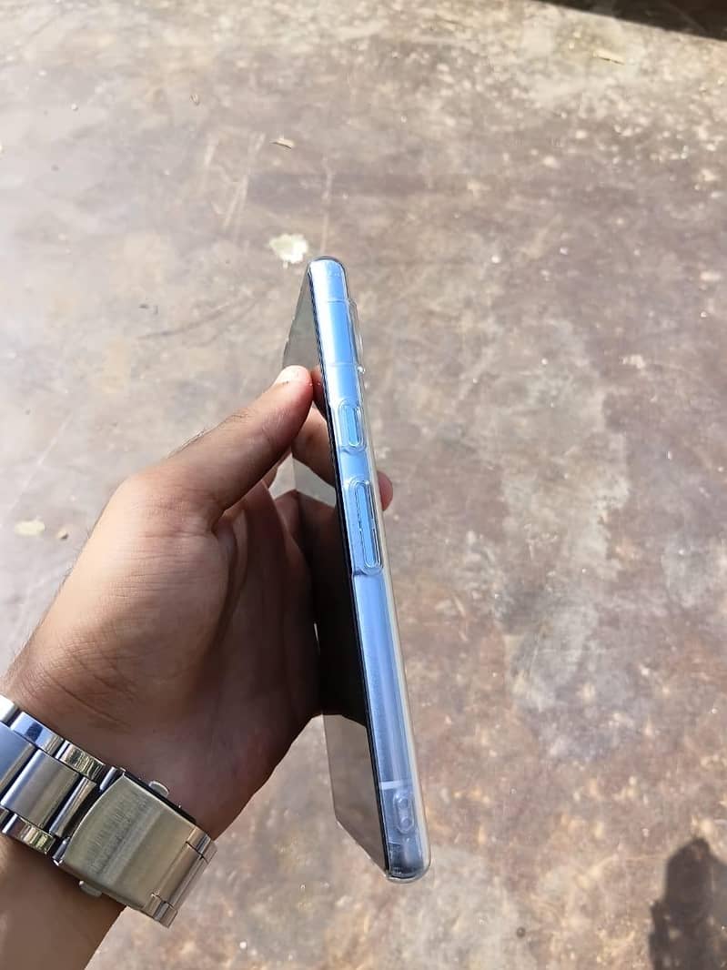 Google pixel 7a 4
