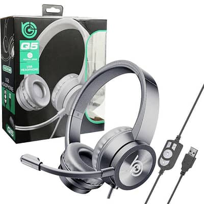 Q5 HEAD PHONES with Usb Type (Tucci)
