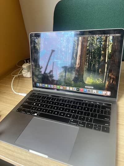Macbook Pro, 13-inch, 2019