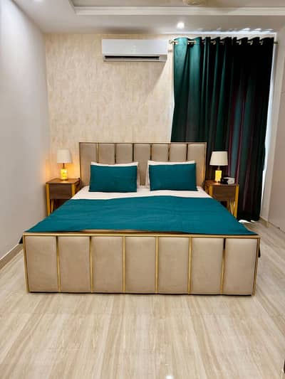 One bedroom apartment per day Avlable Gulbarga green Lslamabad fully furnished