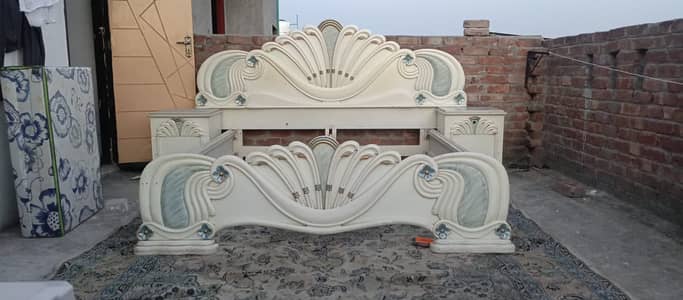 Furniture - Bed set - Sofa set - Wooden chairss - carpet - Sofa chairs