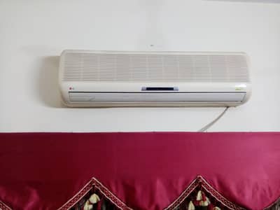 Sale of 1.5 ton Non-inverter LG Split Unit