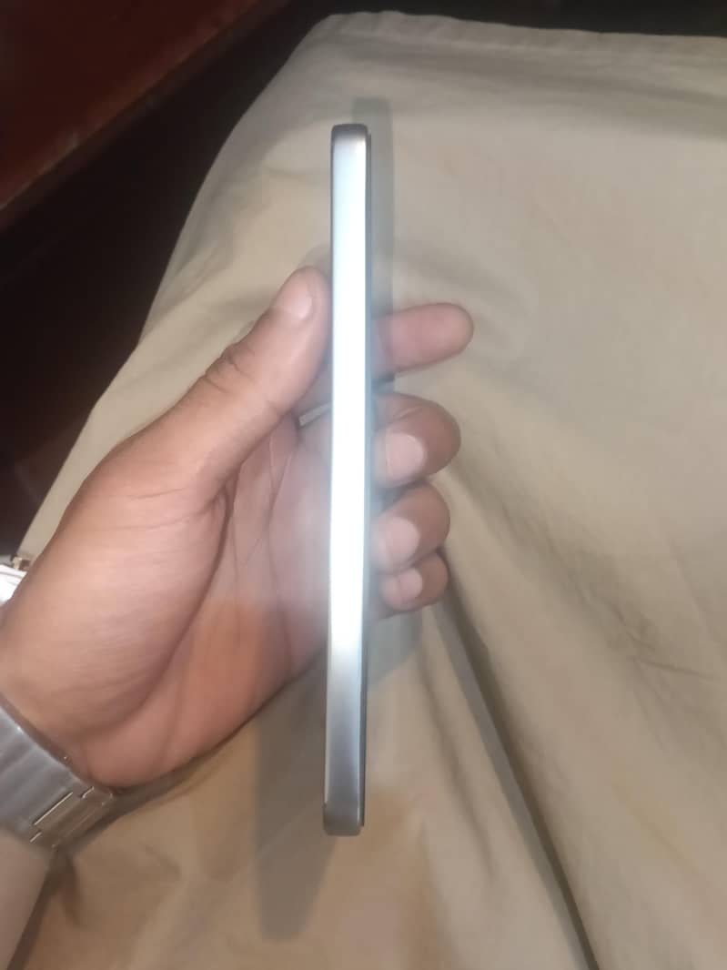 oppoa6pro 1