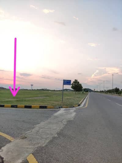 Fasail Hills 5 Marla Execto Block Plot Available For Sale