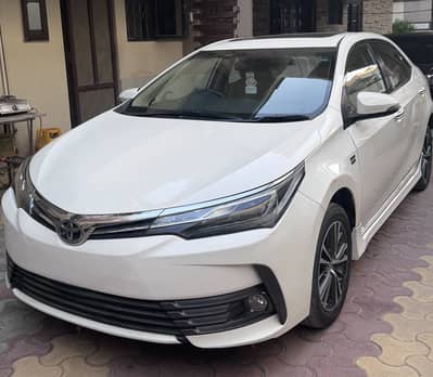 Corolla Altis Grande 2017