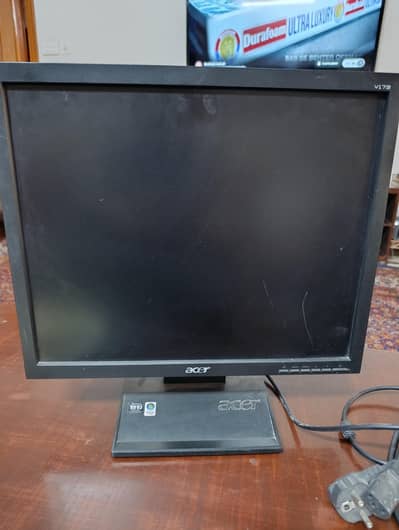 CPU HP and LCD Acer 16 inches for sale