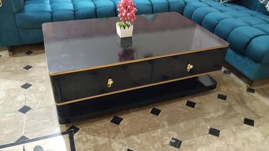 black glossy Center table for sale