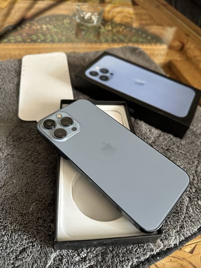 Iphone 13 pro max non pta with box