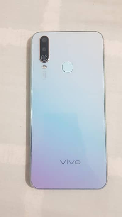 Vivo Y17
