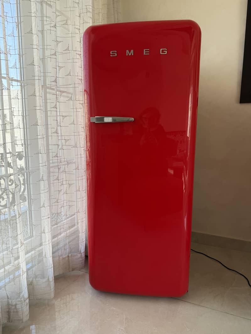 Refrigerator 0