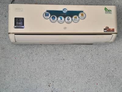 pel 1.5ton T3 model dc inverter ac for sale only serious buyer contact