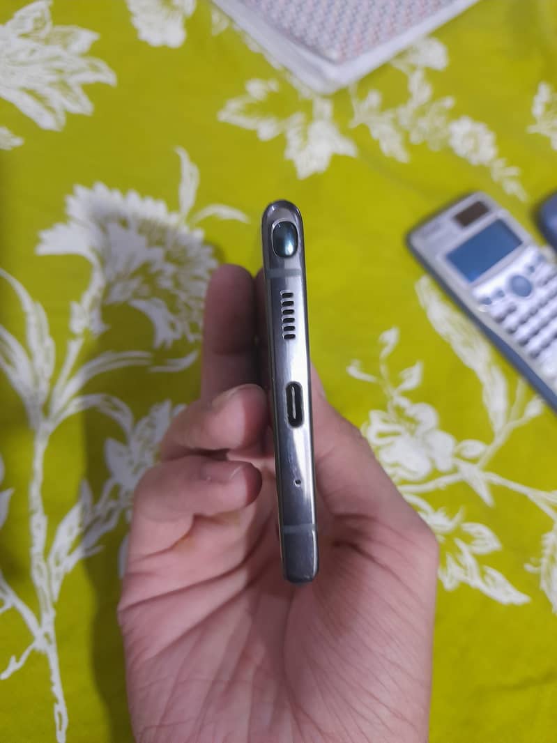 Note 10 Plus 4