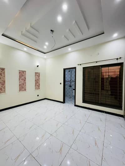 **5 Marla Brand New House for Sale**