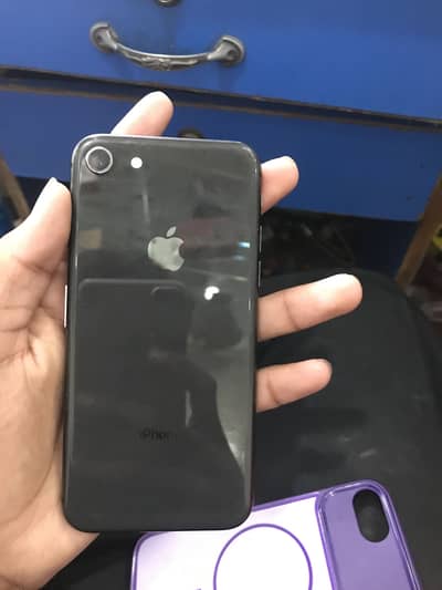 I phone 8 64 gb bypass onli es nbr pr 03212284702