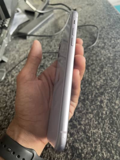 Iphone 11 Factory unlock