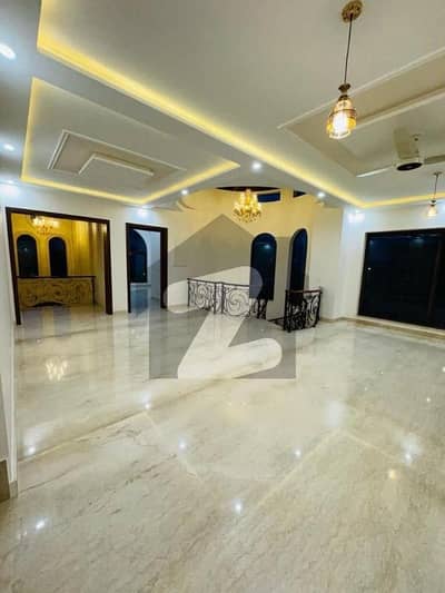 Triple Storey Luxury Full House For Rent In D-12 D-12
