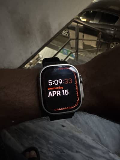 Apple Watch Ultra 1st Gen - 49MM - Natural Titanium