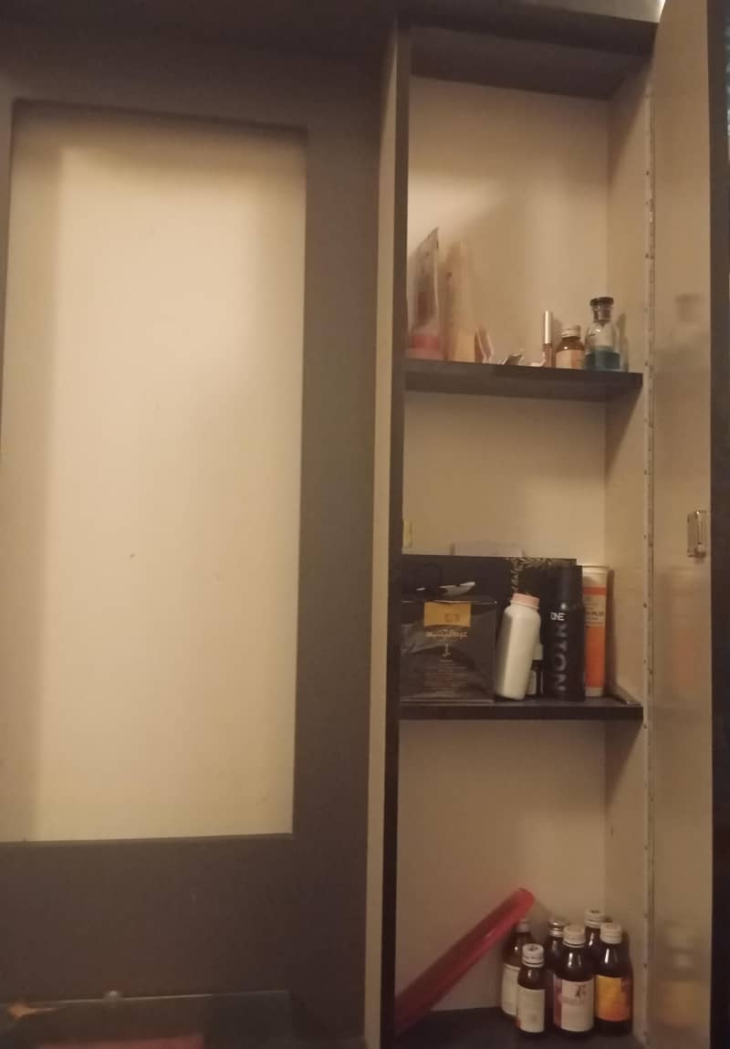 dressing table 3