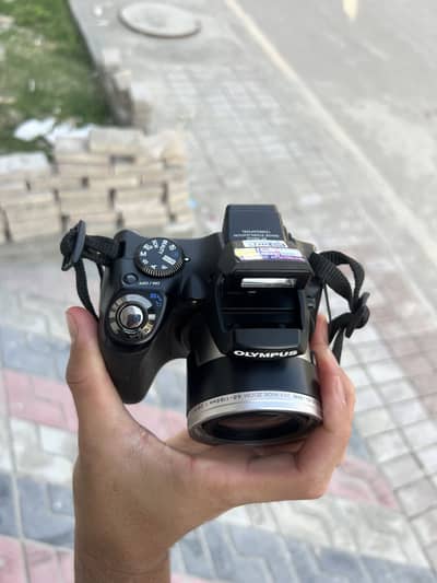 Olympus Digital Camera HD Zoom | Excellent Condition | With Strap