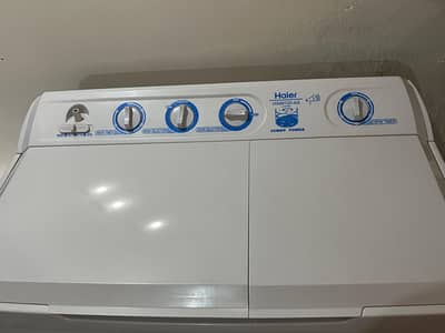 Haier Semi Automatic Washing Machine 9/10 Barely Used Clean