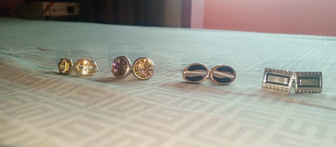 Cufflink 1