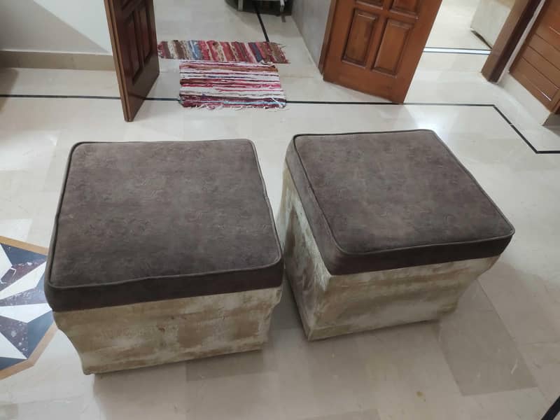 single 2 bed with dressing almari 12