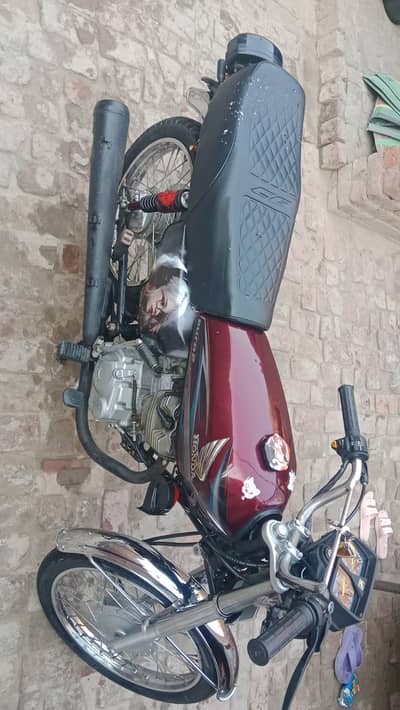 total bike ok hy koi Kam hona wala nhi h  Bike total tyar hoi h