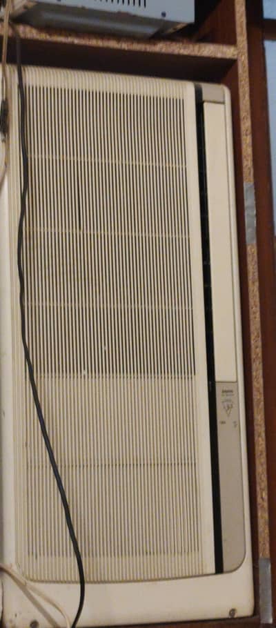 Sanyo portable standing air conditioner