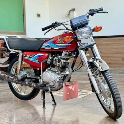 Honda 125 Brand New Condition