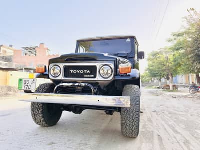 Toyota Jeep
