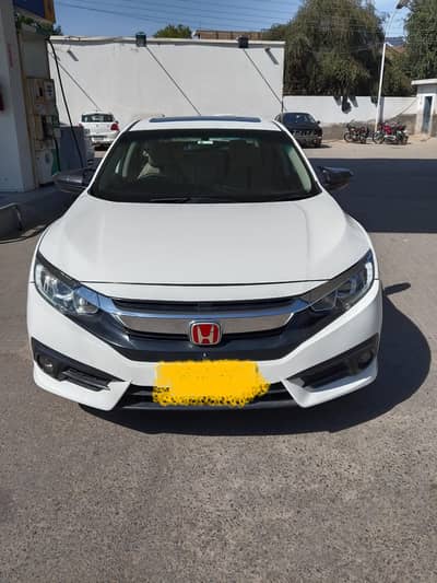 Honda Civic 2018  i. vtec  red meter