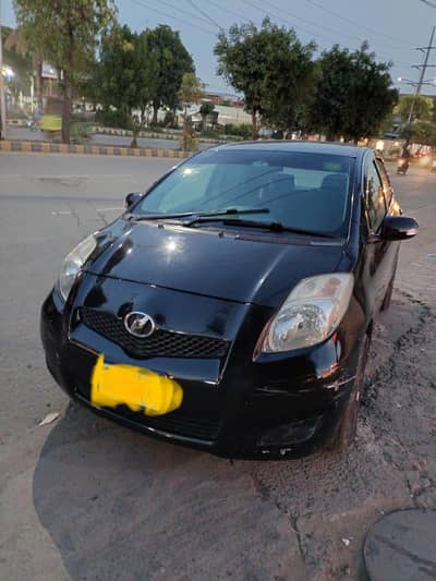 Toyota vitz 2012