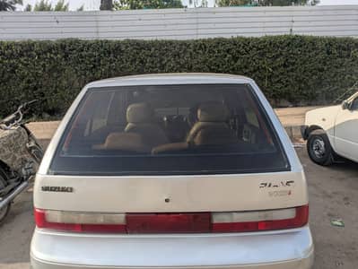 car ma koi bhe Kam nahi Ac bhe child Kam kar Raha ha