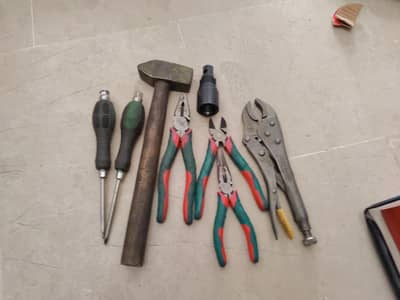 Al Sadat hardwer azam basti gali namber 1