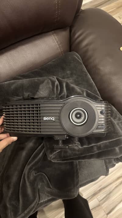 BENQ MP777 Projector 03184448103