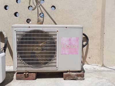 1.3 ton Ac for sale 10/10 condition with original GASS