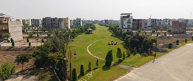 Secure & Profitable Premium Location 4 Marla Commercial Plot Ideal for Business & Investment in Lahore