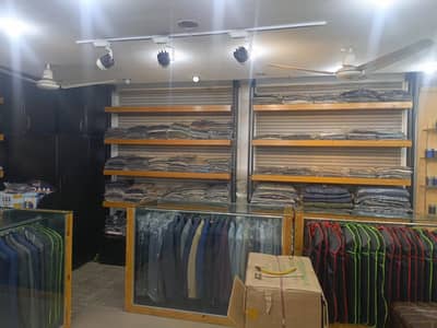 Counter/Garments/Racks