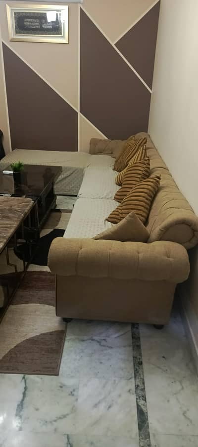 7 seater sofa set with 7 pillows