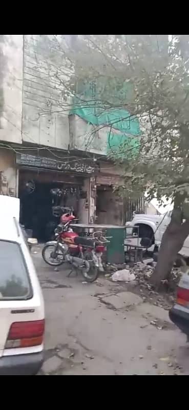 1600 Square Feet Building available for sale in G-8/4 if you hurry