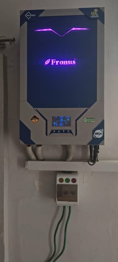 Fronus pv 7000 infenion Plus with 4 tx 2500 tubular batteries