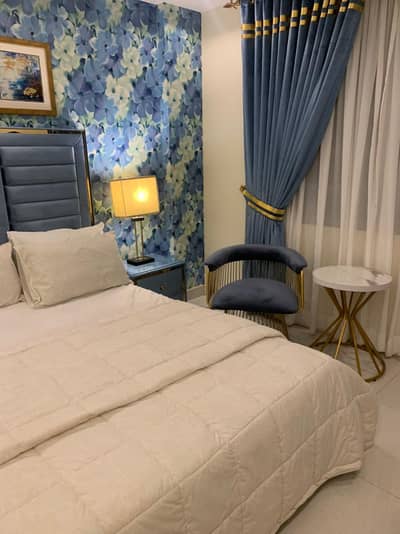 One bedroom VIP apartment for rent for 3to4 hours in bahria town