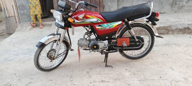 Honda CD 70 black color model 23/24
