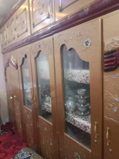 Stylish Wooden Almari / Crockery Cabinet for Sale – Good Condition